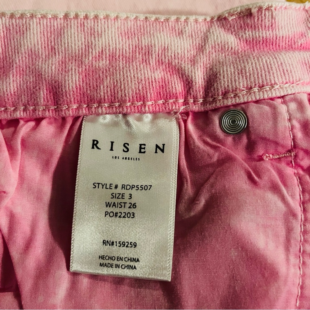 Risen Pink Jeans with Raw Hem Detail - Picture 5 of 7